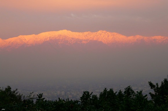 Contaminación atmosférica en Santiago (invierno). © alobos Life, vía Flickr.