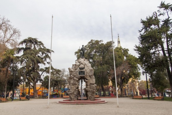 Monumento al Roto Chileno en la Plaza Yungay. © Plataforma Urbana