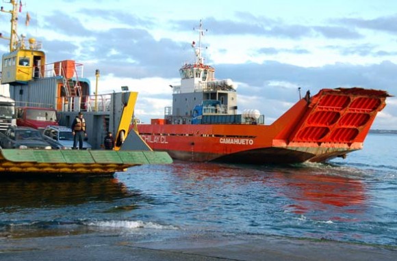 Ferry Interpatagonia en Canal de Chacao.