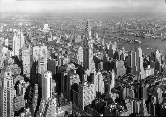 Midtown Manhattan en 1932, tras la Ley de Zonificación de Nueva York (1916). Image © Samuel Gottscho. Dominio Público