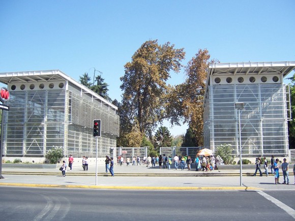 Estación Quinta Normal (L5), Santiago. © Wikimedia Commons Usuario: René Bongard. Licencia CC BY-SA 3.0