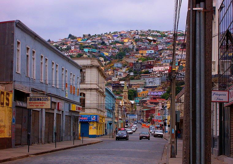 800px-Valparaiso_Hills