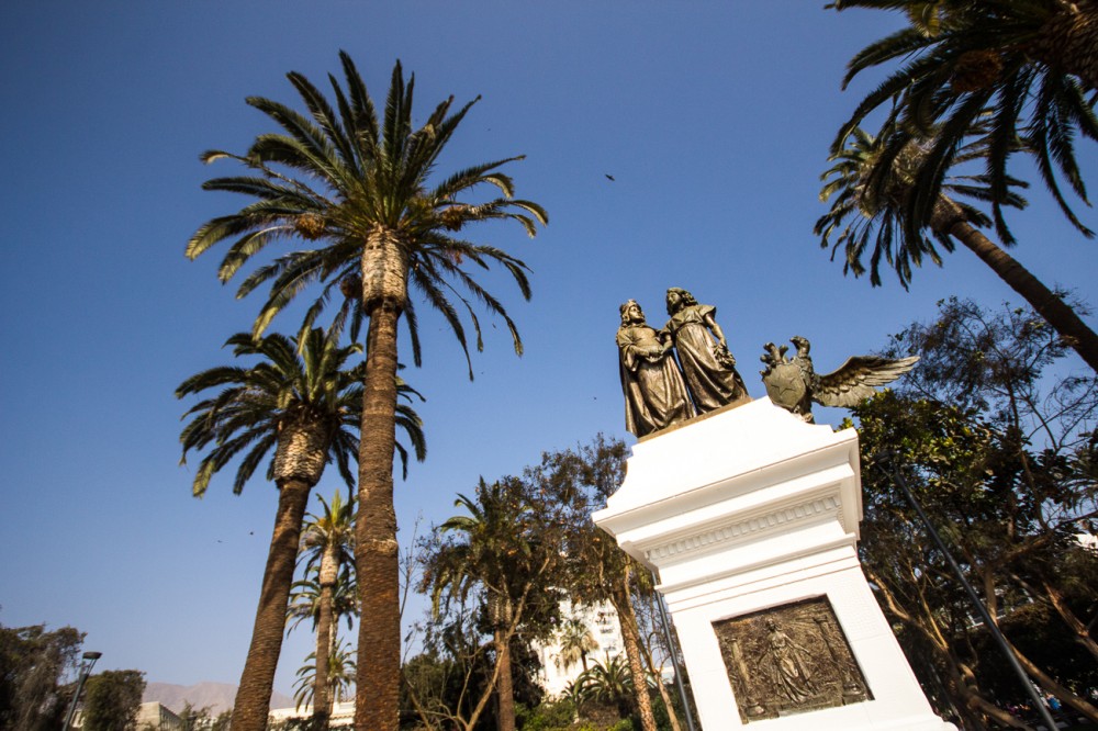 Monumento a los Reyes de España