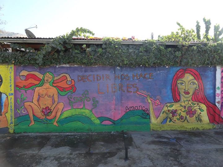 Mural Dia de la Mujer de colectivo Amancay