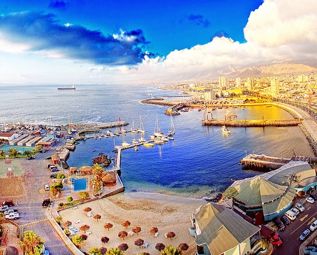 Muelle de Antofagasta, II Región de Antofagasta ©Bracani Antonio via Flickr @purb