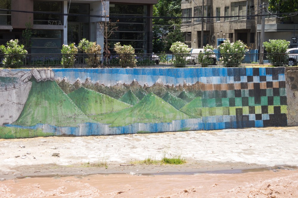 mural de blu en rio mapocho andrea manuschevich para plataforma urbana 5