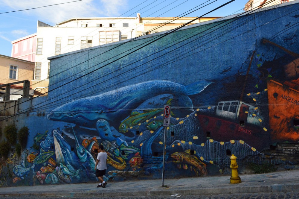 mural en valparaiso por Xiaozhuli via flickr