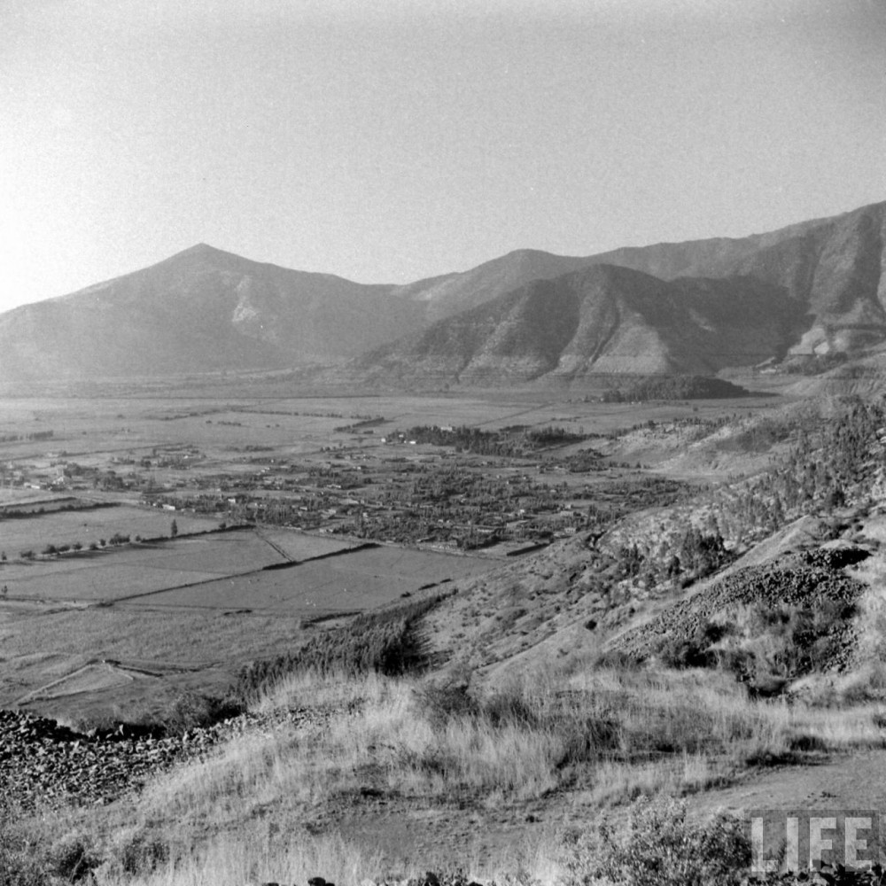 Huechuraba desde el cerro San Cristóbal en 1941. Autor: Hart Preston. Archivo: LIFE. Cortesía @enterrenochile