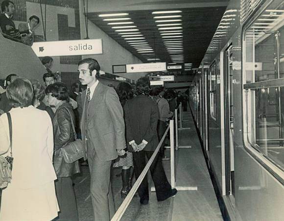 Metro de Santiago.