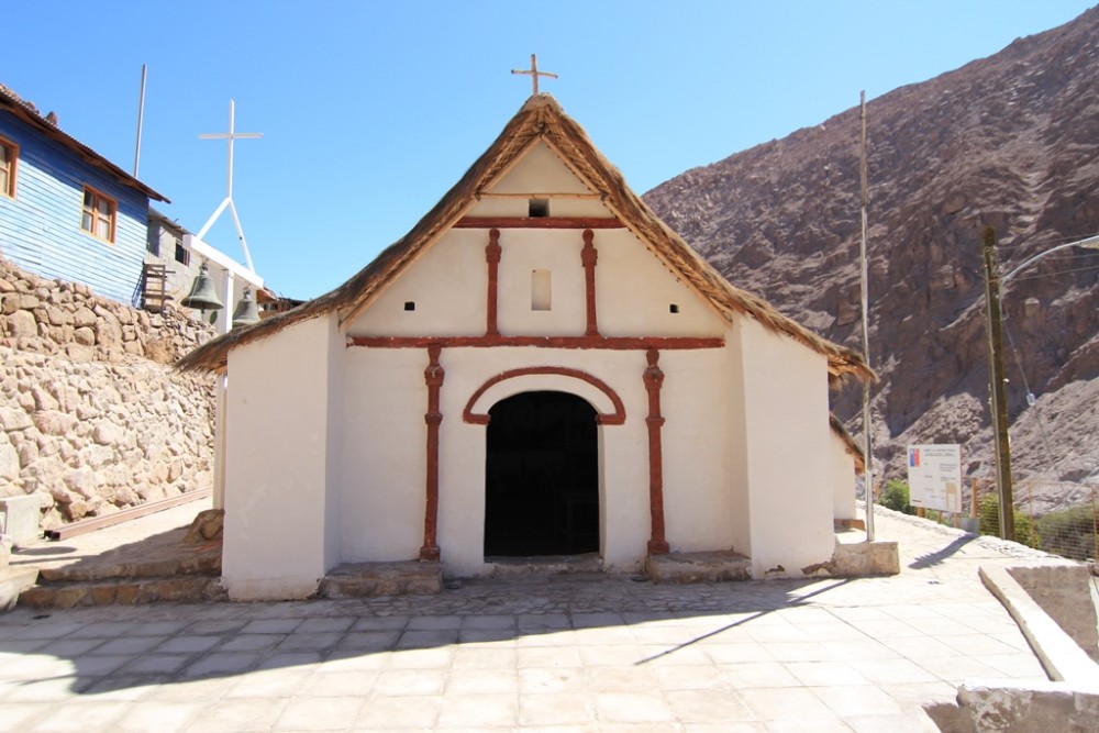 Iglesia Virgen del Carmen de Chitita. Cortesia Dibam