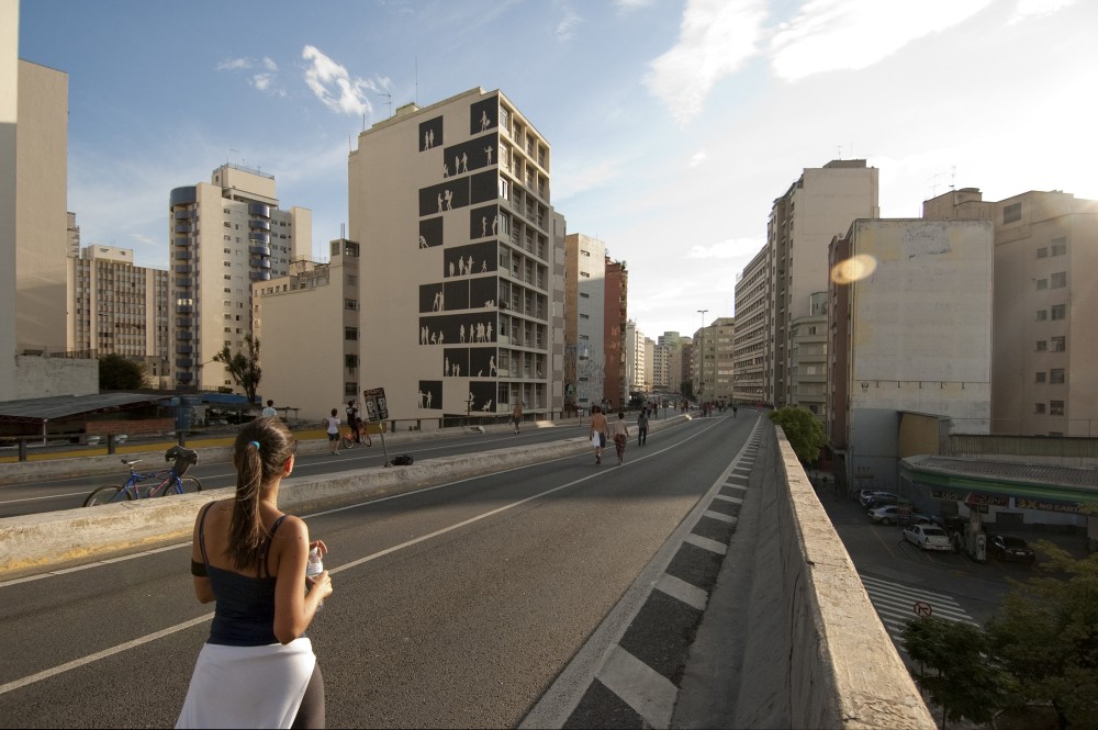"Empena Viva" por Nitsche Arquitectos. Imagen vía Archdaily Brasil.