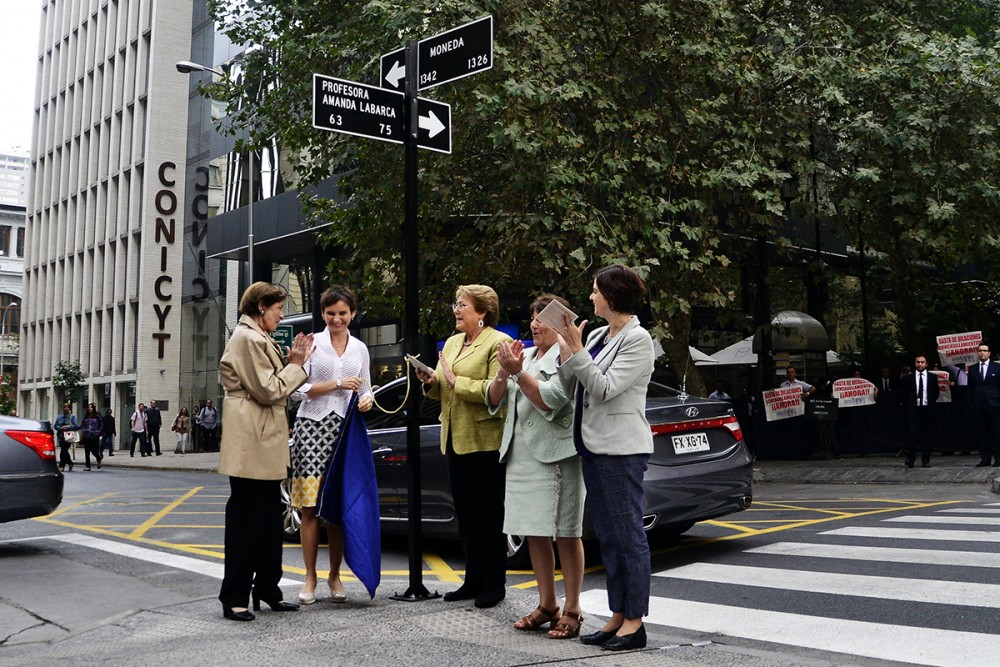 Nueva calle Amanda Labarca. © Municipalidad de Santiago (Foto por Mara Daruich).