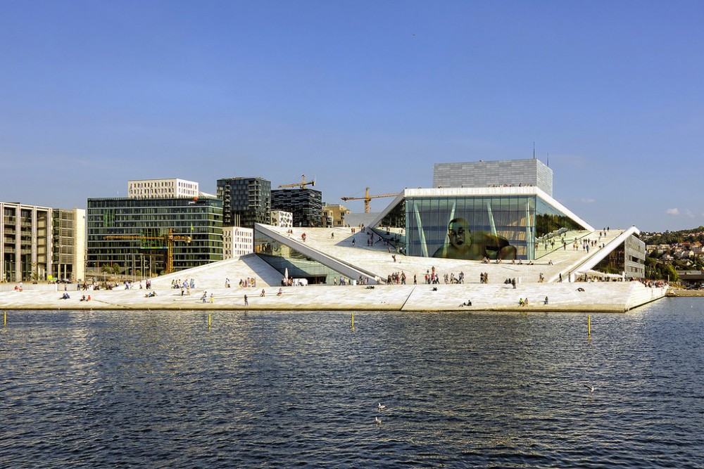 Casa de la Opera Oslo Flickr Usuario  Wojtek Gurak Licencia CC BY-NC 2.0