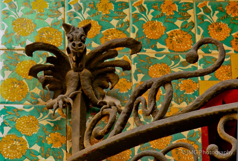 Detalle de la Casa Vicens. Image © Ian Gampon [Flickr], bajo licencia CC BY-ND 2.0